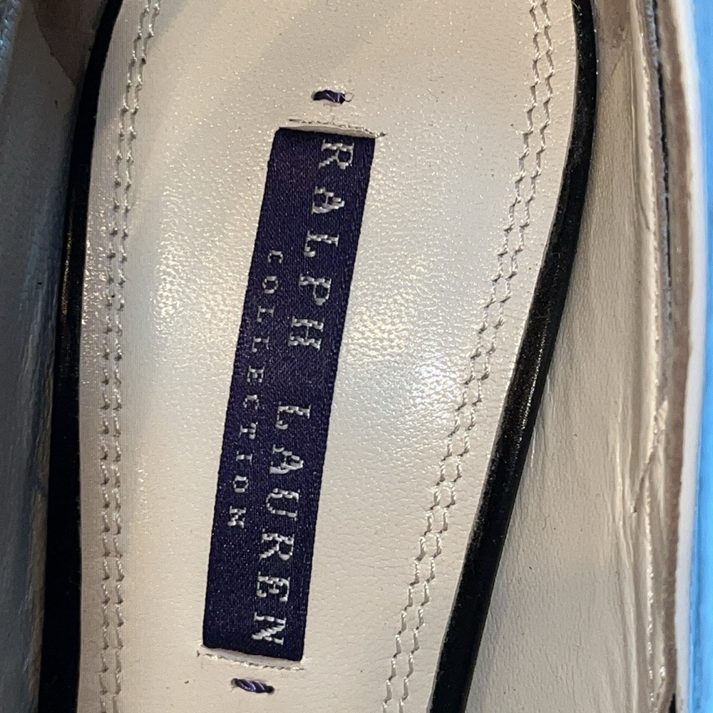 Ralph Lauren Collection White/Black Leather Pointed Toe Pumps - Picture 3 of 14